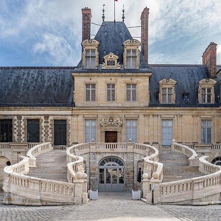 Apartamento L' Ecrin De Jade Melun Exterior foto